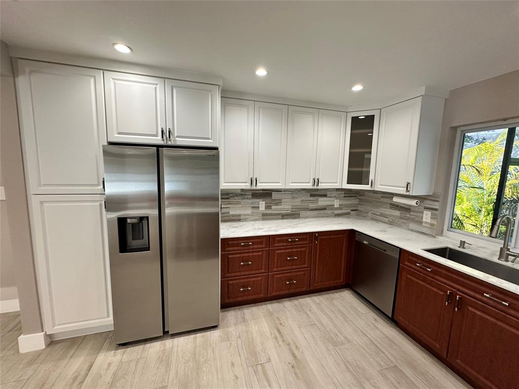 3341 Liberty Street Hollywood, FL 33021 - Photo 8 of 30