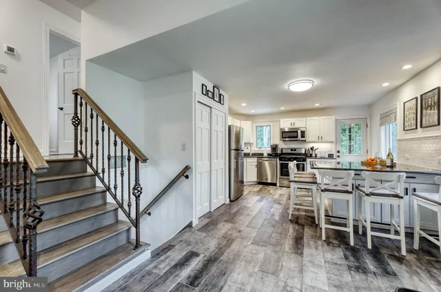 $5,990 | 191 Lakeshore Drive, Oakland, NJ 07436