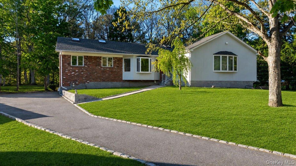 151 Seaman Neck Road Dix Hills, NY 11746 - Photo 35 of 35