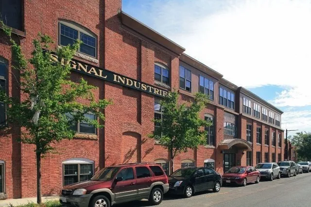 $3,500 | 154 West 2nd Street, Unit 204, Boston, MA 02127