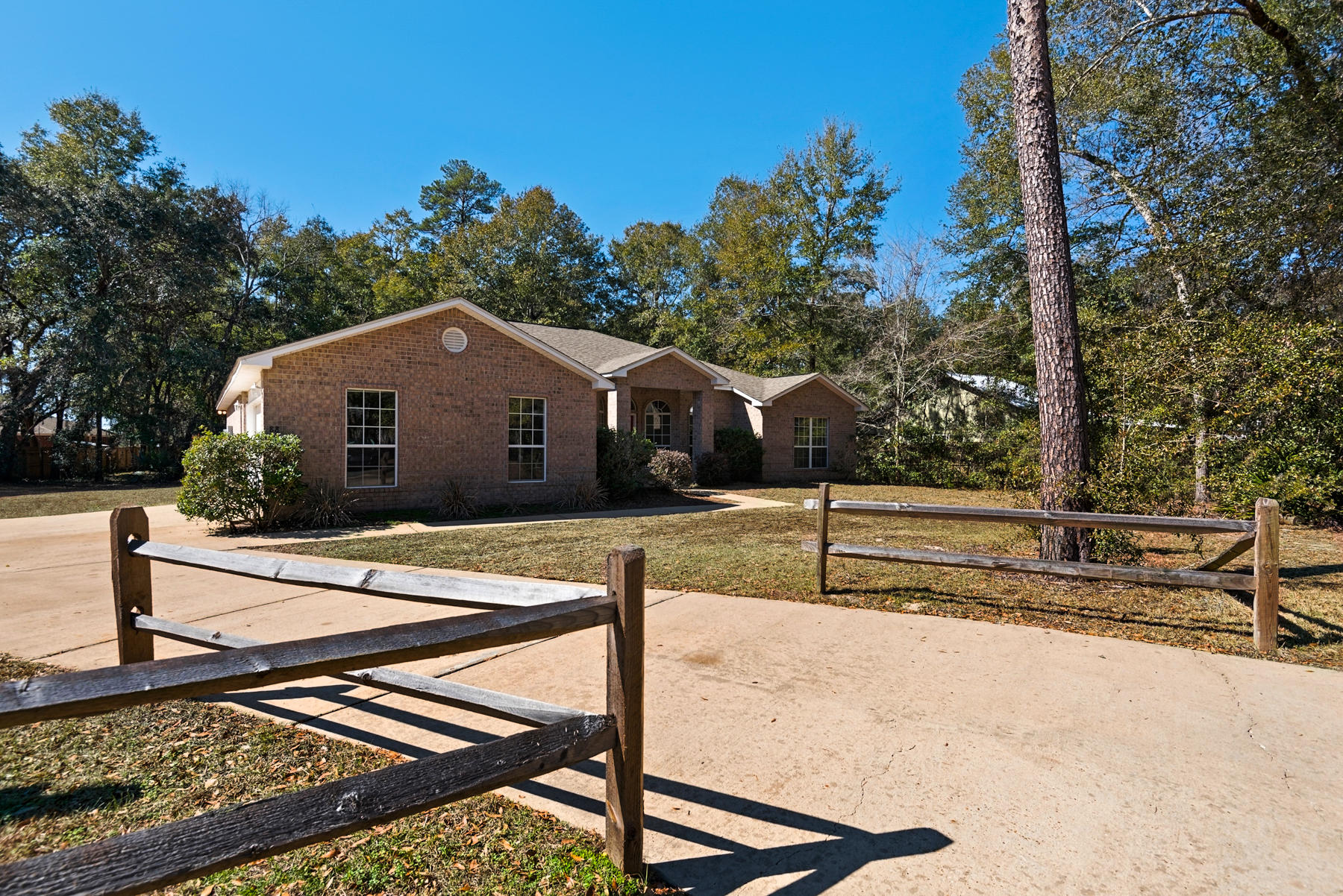 88 Oakplace Road Freeport, FL 32439 - Photo 3 of 56 Gallery Image 3