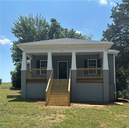 $199,900 | 222 Aaron Street, Martinsville, VA 24112