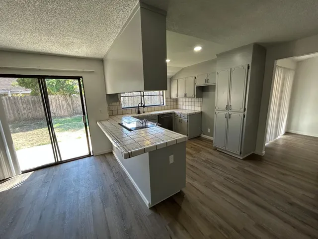 $436,900 | 916 Springoak Way, Stockton, CA 95209