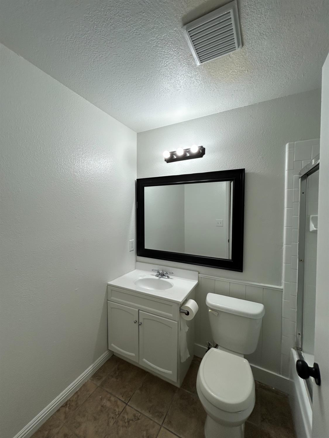 916 Springoak Way Stockton, CA 95209 - Photo 19 of 25