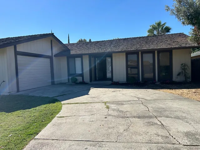 $436,900 | 916 Springoak Way, Stockton, CA 95209