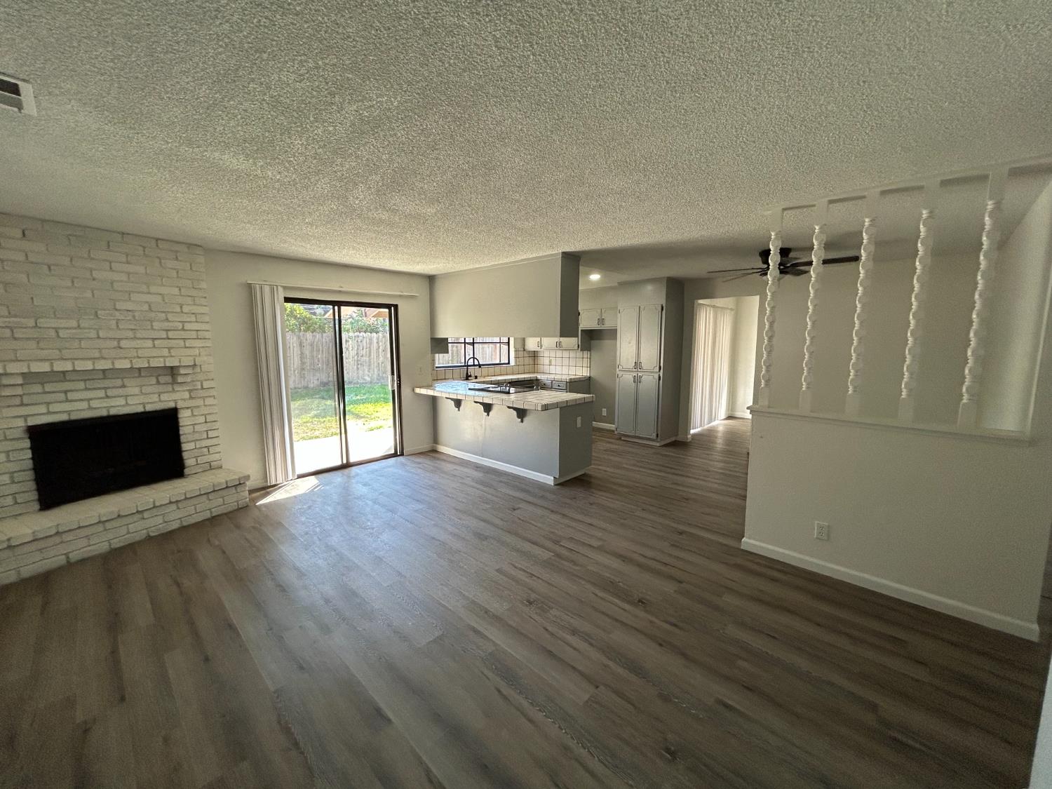 916 Springoak Way Stockton, CA 95209 - Photo 10 of 25