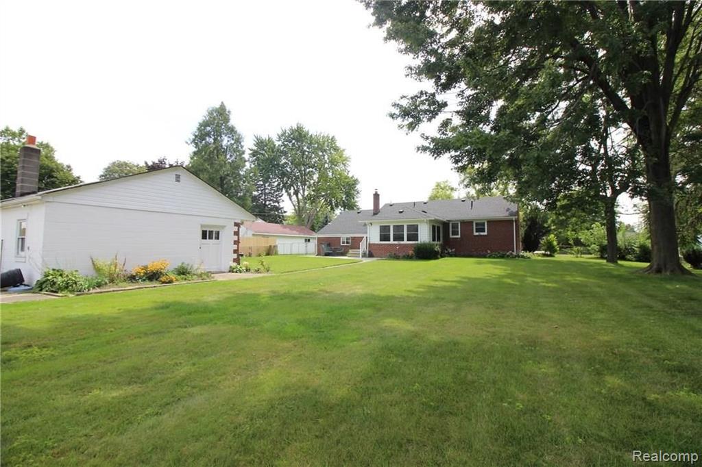 17003 Faulman Road Clinton Township, MI 48035 - Photo 28 of 29
