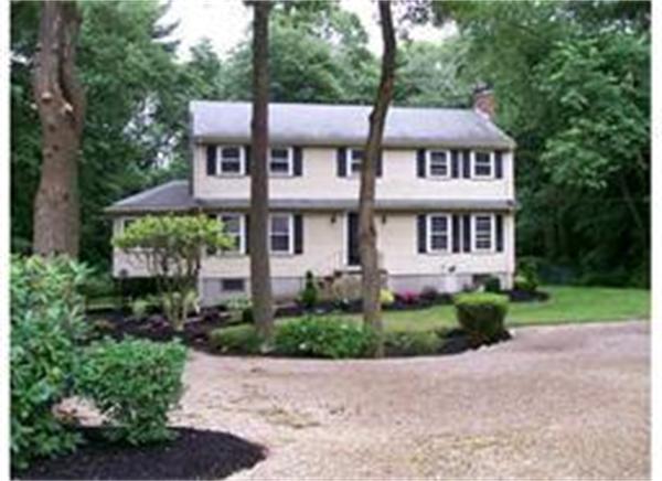 12 Village Gate Road Canton, MA 02021 - Photo 3 of 15 Gallery Image 3