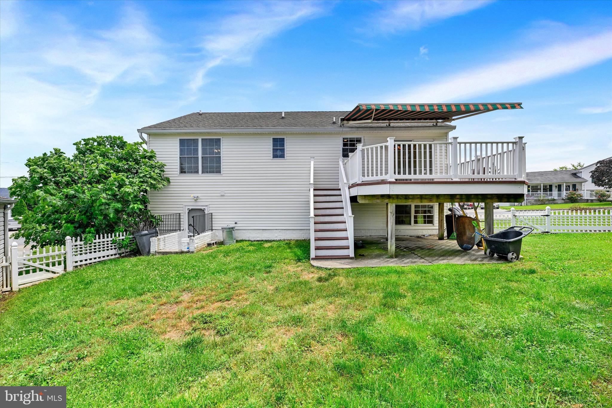 21 Box Circle Baltimore, MD 21221 - Photo 20 of 23 a view of a house with a yard porch and sitting area