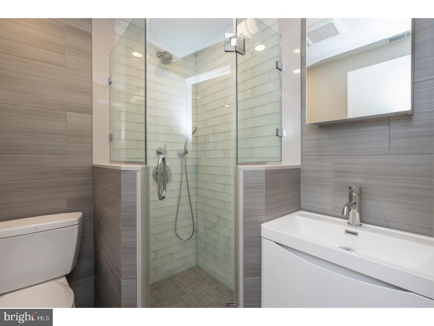 1641 Fitzwater Street, Unit A Philadelphia, PA 19146 - Photo 20 of 25 Bathroom