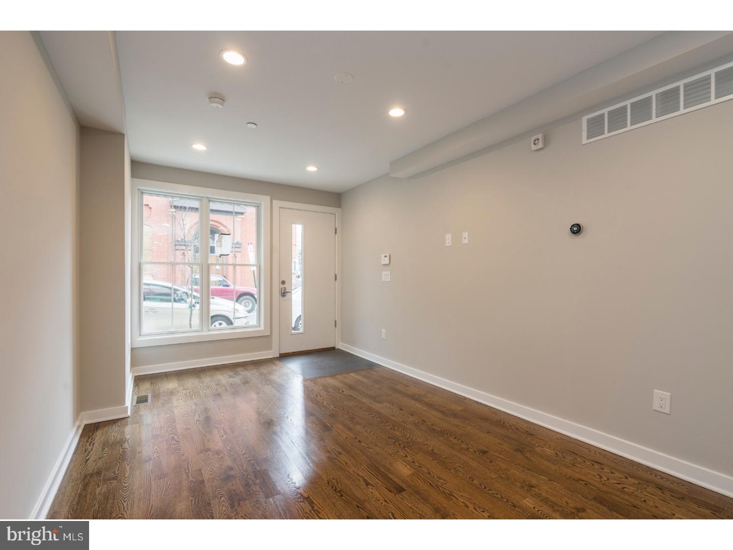1641 Fitzwater Street, Unit A Philadelphia, PA 19146 - Photo 6 of 25 Living Room