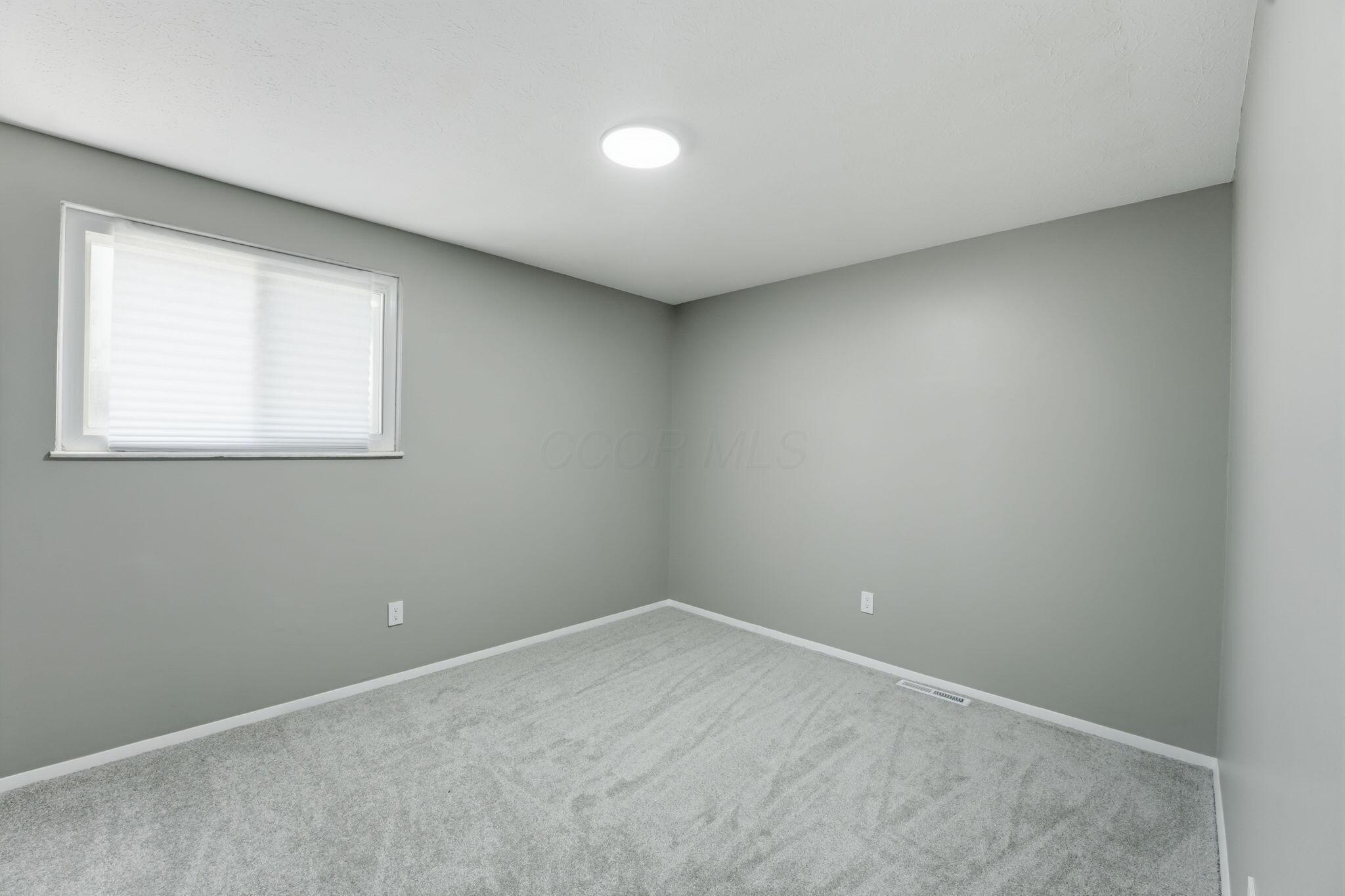 3471 Penfield Road Columbus, OH 43227 - Photo 9 of 26 13-web-or-mls-3471-penfield-rd