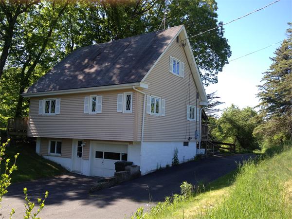 9 Barnard Road Shelburne, MA 01370 - Photo 1 of 25 Gallery Image 1