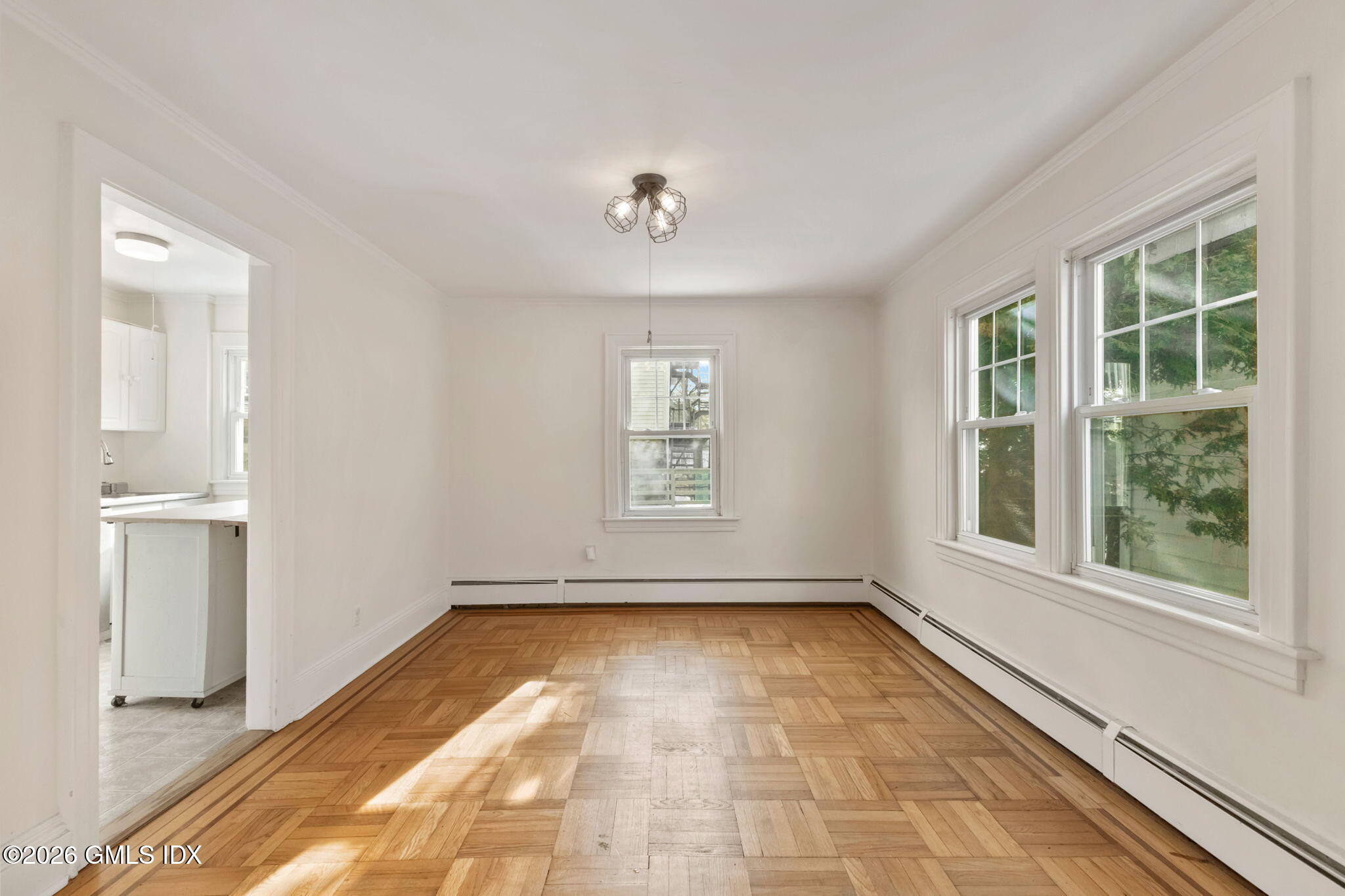 3 Bolling Place Greenwich, CT 06830 - Photo 6 of 18 Dining Room