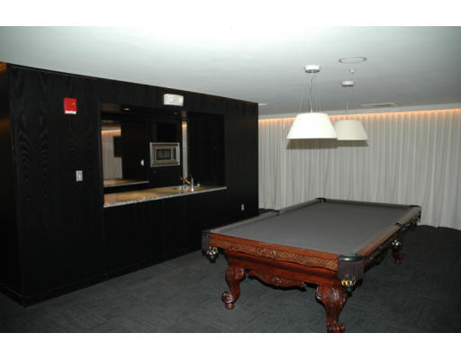 42 8th Street, Unit 5526 Boston, MA 02129 - Photo 9 of 13 a room with furniture and window
