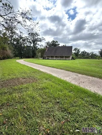 $900,000 | 1055 Bayou Paul Lane, St. Gabriel, LA 70776
