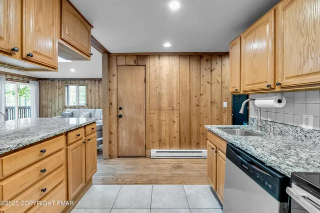 $2,200 | 1827 Stag Run, Pocono Lake, PA 18347