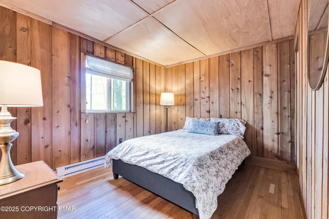 $2,200 | 1827 Stag Run, Pocono Lake, PA 18347