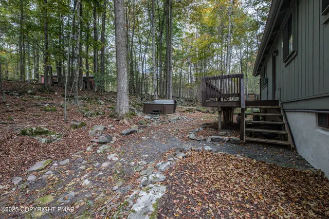 $2,200 | 1827 Stag Run, Pocono Lake, PA 18347