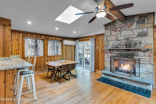 $2,200 | 1827 Stag Run, Pocono Lake, PA 18347