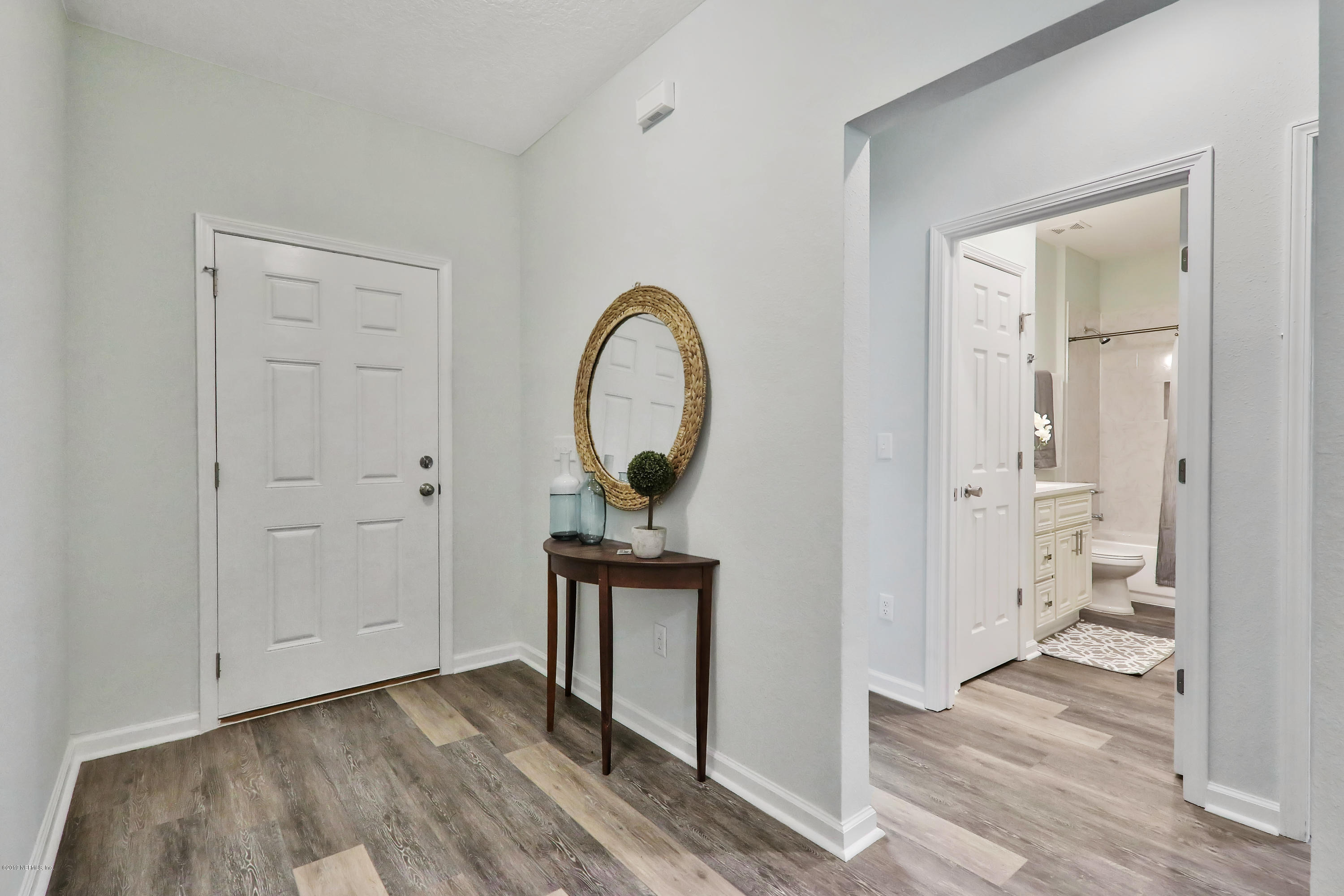 9633 Kevin Road Jacksonville, FL 32257 - Photo 11 of 25 Entry