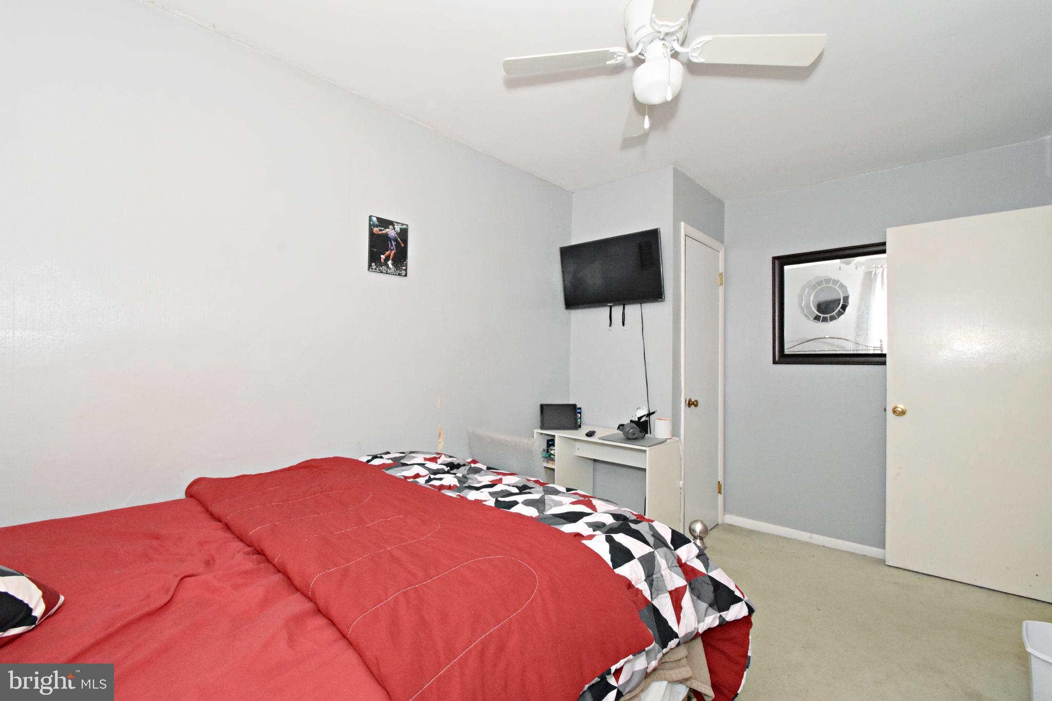 5311 Gillespie Street Philadelphia, PA 19124 - Photo 27 of 44