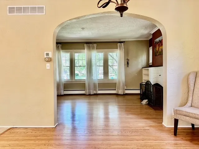 $309,000 | 1208 Taylor Street, Joliet, IL 60435