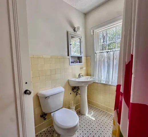 $309,000 | 1208 Taylor Street, Joliet, IL 60435