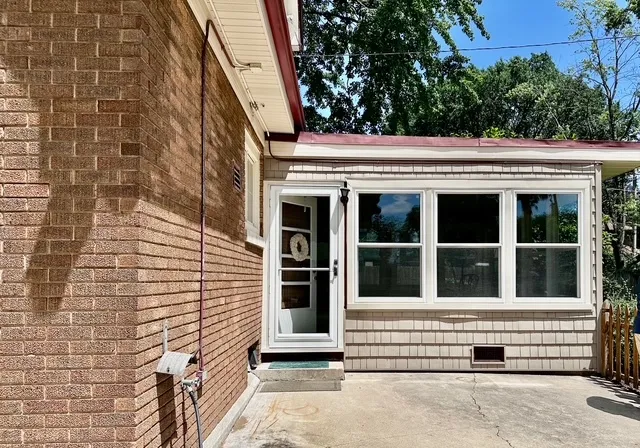 $309,000 | 1208 Taylor Street, Joliet, IL 60435