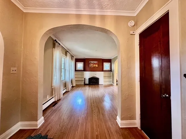 $309,000 | 1208 Taylor Street, Joliet, IL 60435