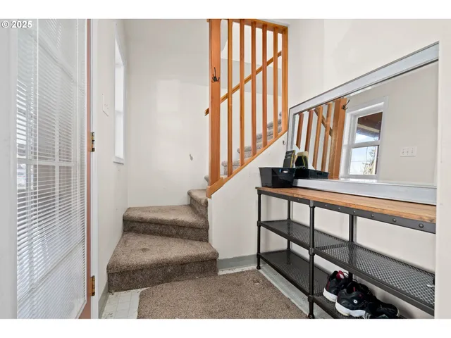 $380,000 | 410 East D Street, Rainier, OR 97048