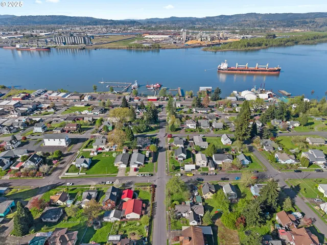 $380,000 | 410 East D Street, Rainier, OR 97048