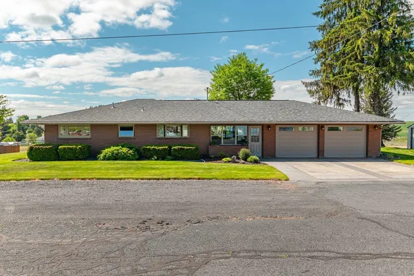 $495,000 | 17 North 7th Street, Almira, WA 99103