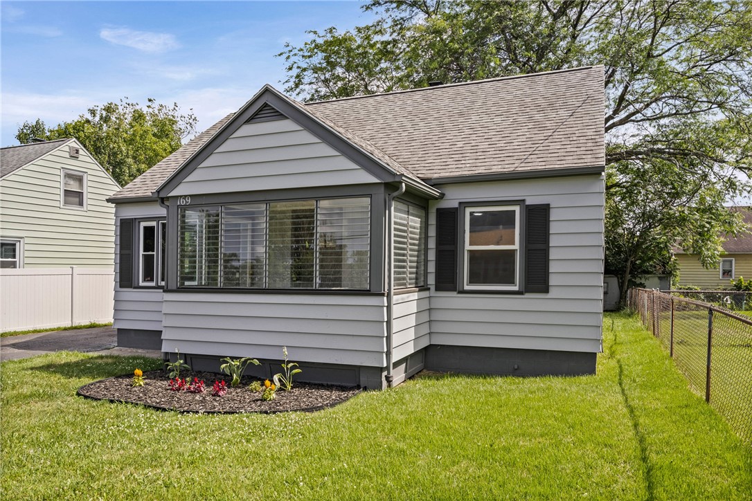 169 Dunn Street Rochester, NY 14621 - Photo 4 of 45