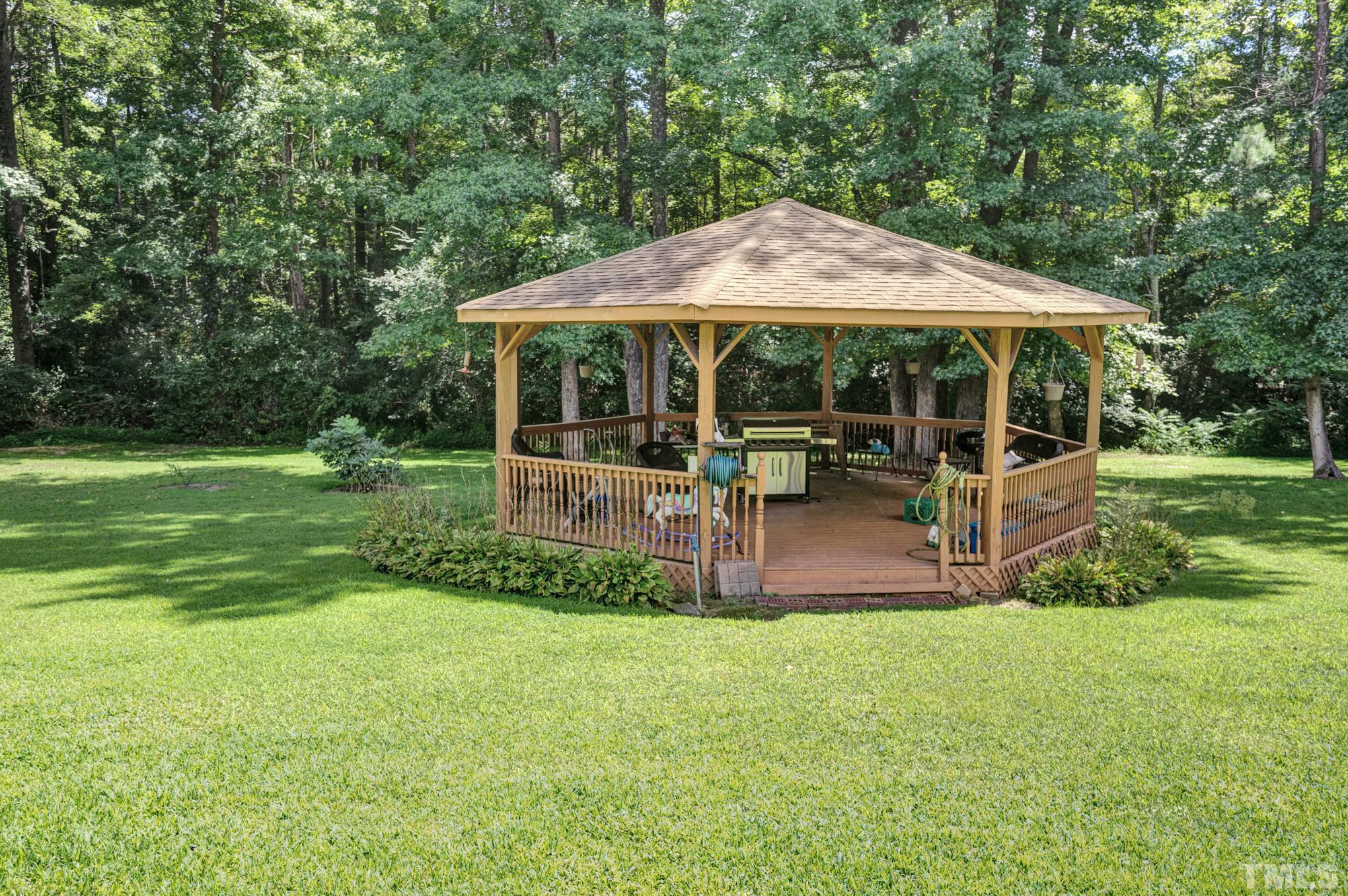 383 Rock Mill Road Henderson, NC 27537 - Photo 4 of 39 Gallery Image 4