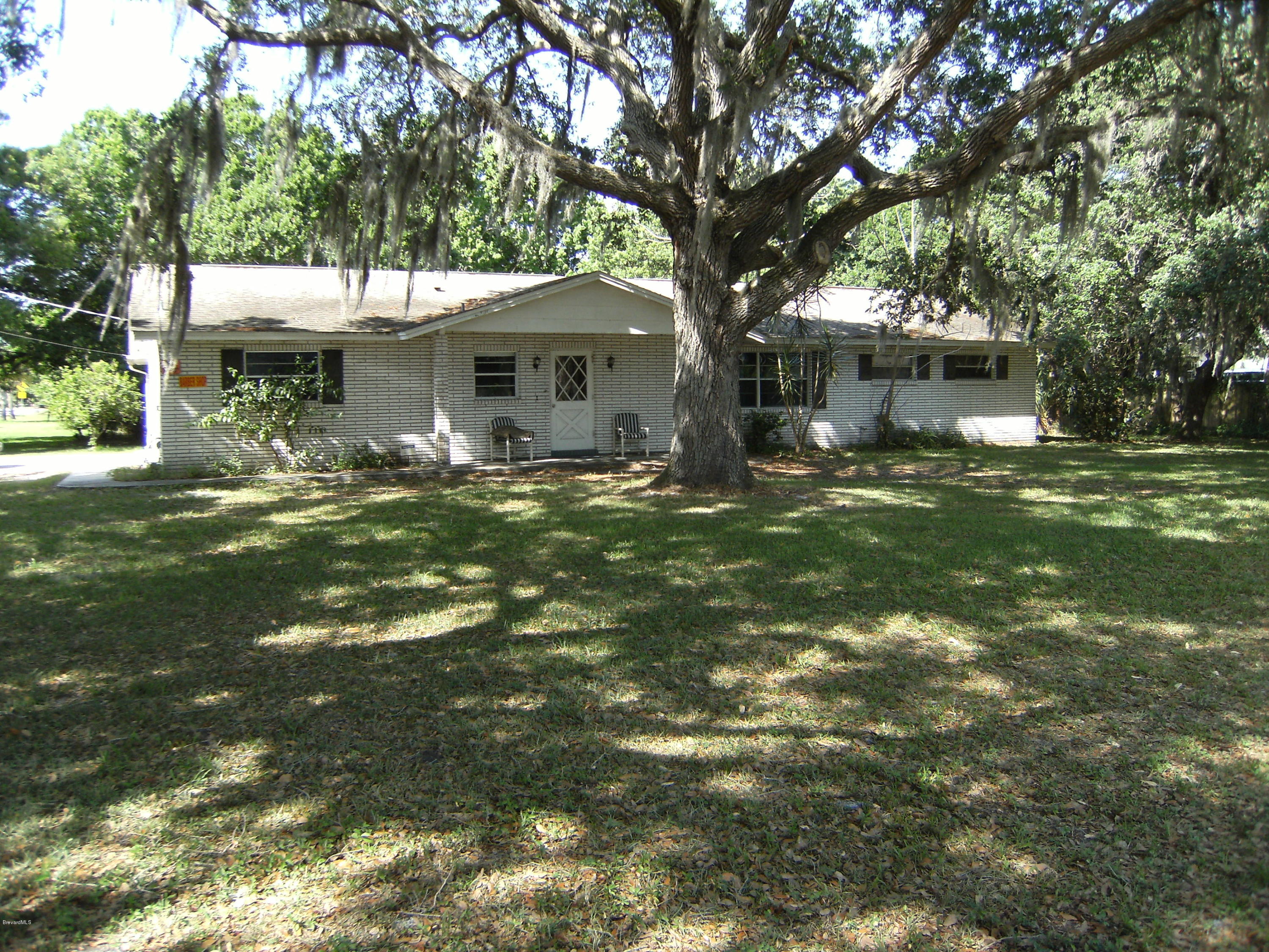 3230 Aurora Road Melbourne, FL 32934 - Photo 1 of 18 Front View