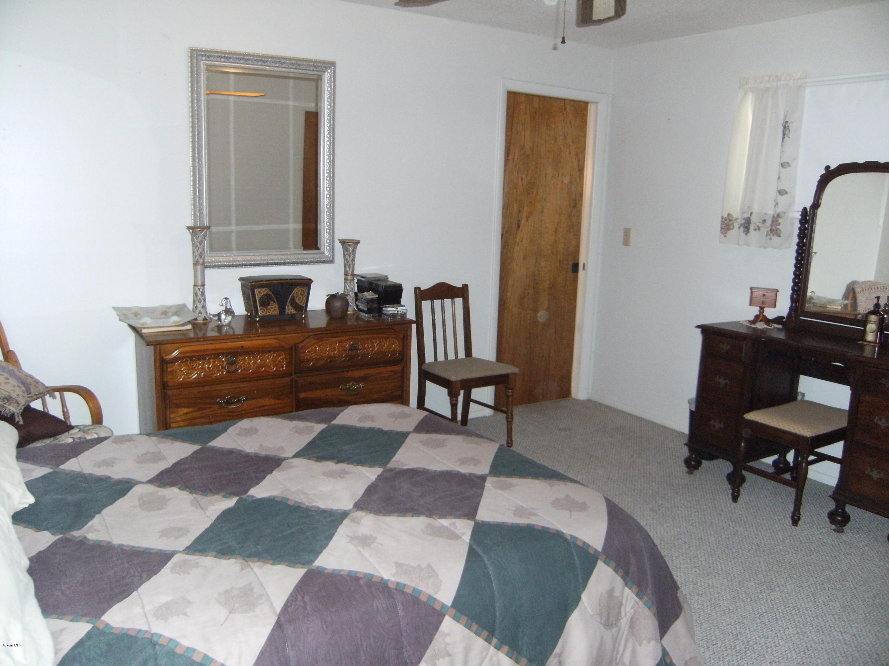 3230 Aurora Road Melbourne, FL 32934 - Photo 11 of 18 Guest Room
