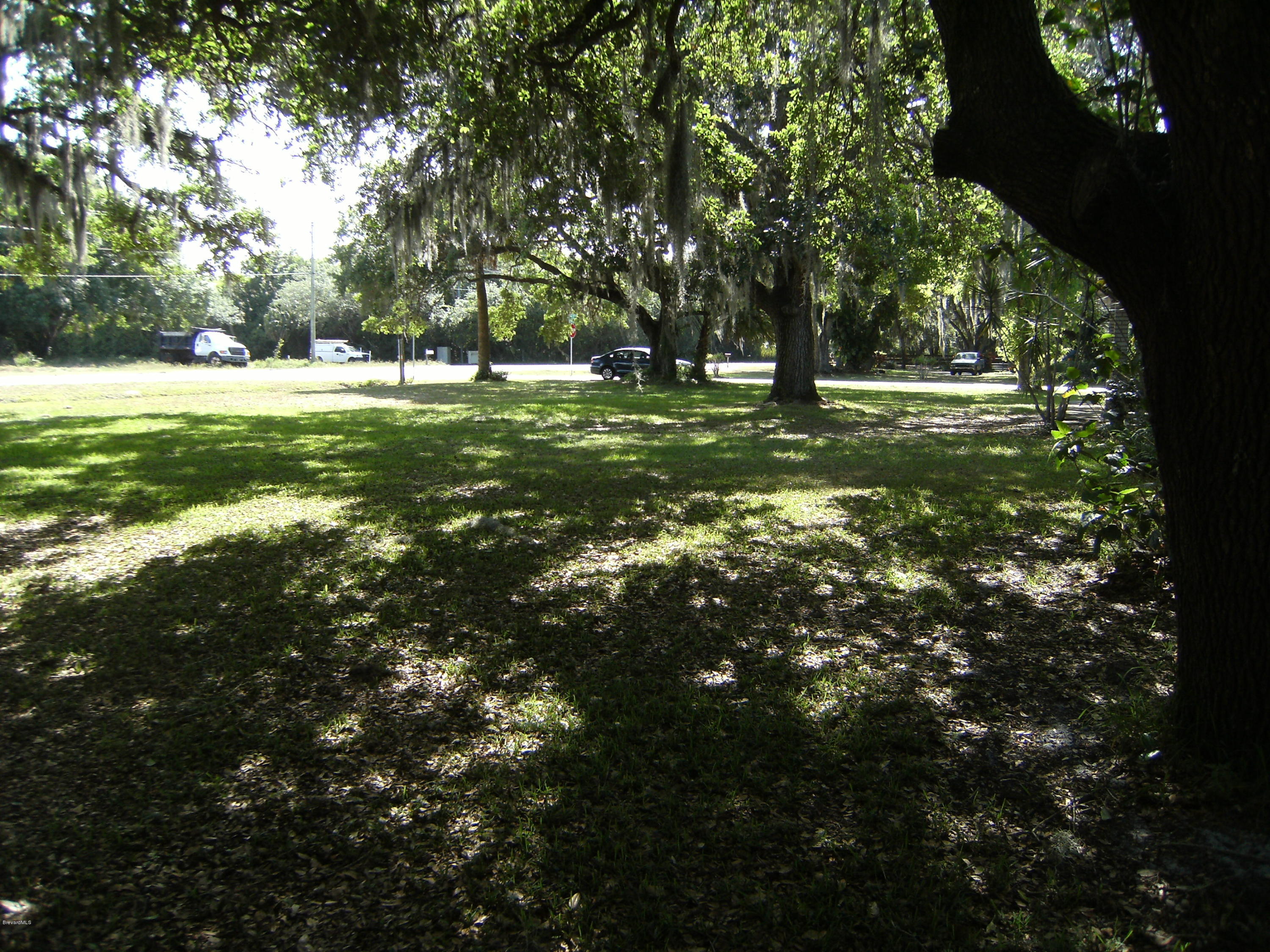 3230 Aurora Road Melbourne, FL 32934 - Photo 14 of 18 Front Yard