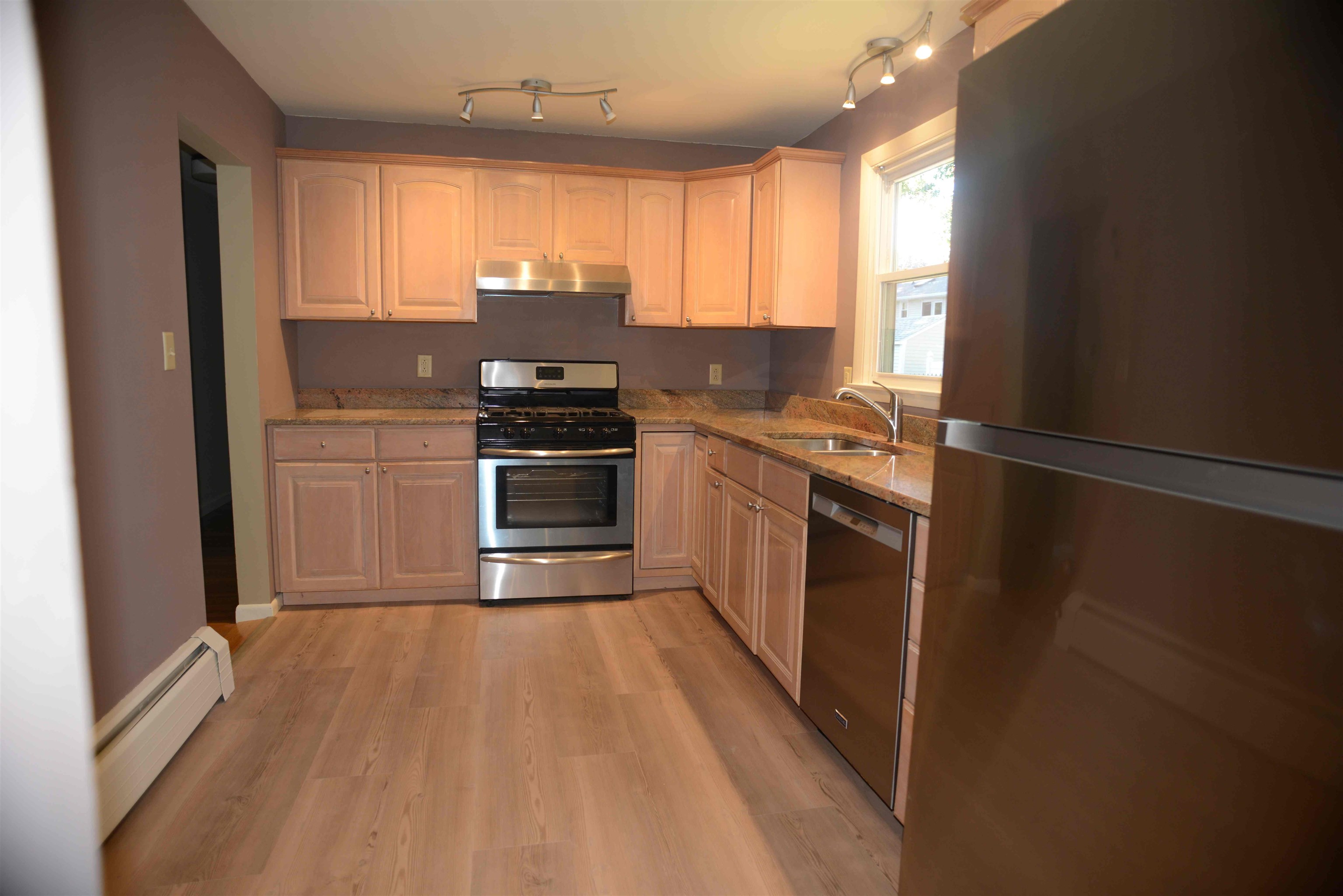 311 McKinley Road Portsmouth, NH 03801 - Photo 17 of 47