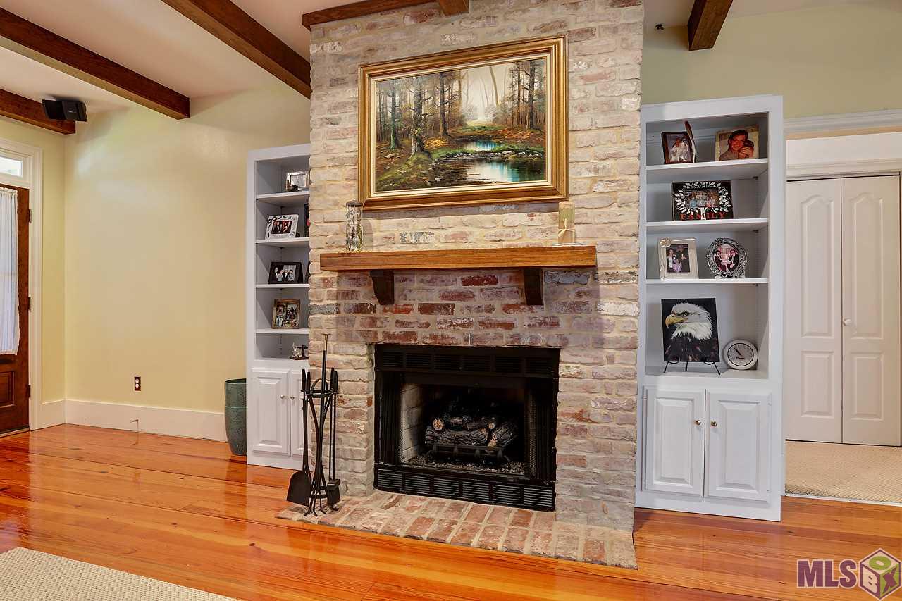 557 Moore Street Baton Rouge, LA 70806 - Photo 3 of 10