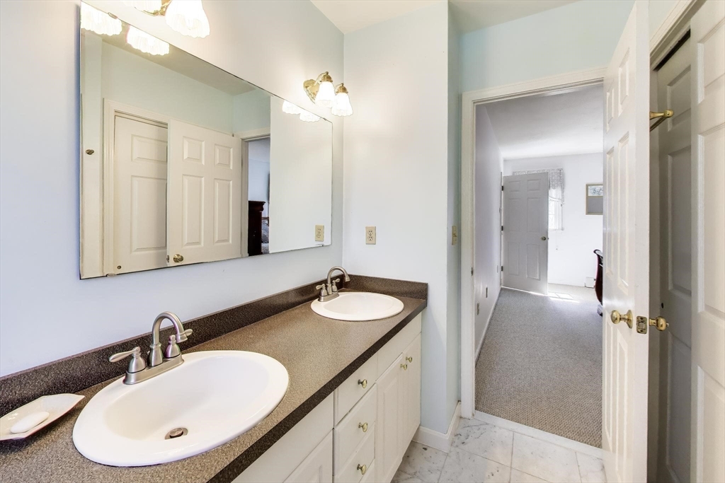 101 River Road Hanover, MA 02339 - Photo 18 of 42 Gallery Image 18