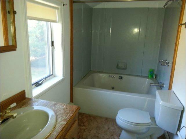 755 Sligo Road North Yarmouth, ME 04097 - Photo 12 of 17 Bathroom.