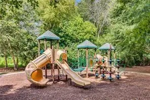 $400,000 | 6247 Longleaf Drive, Hoschton, GA 30548