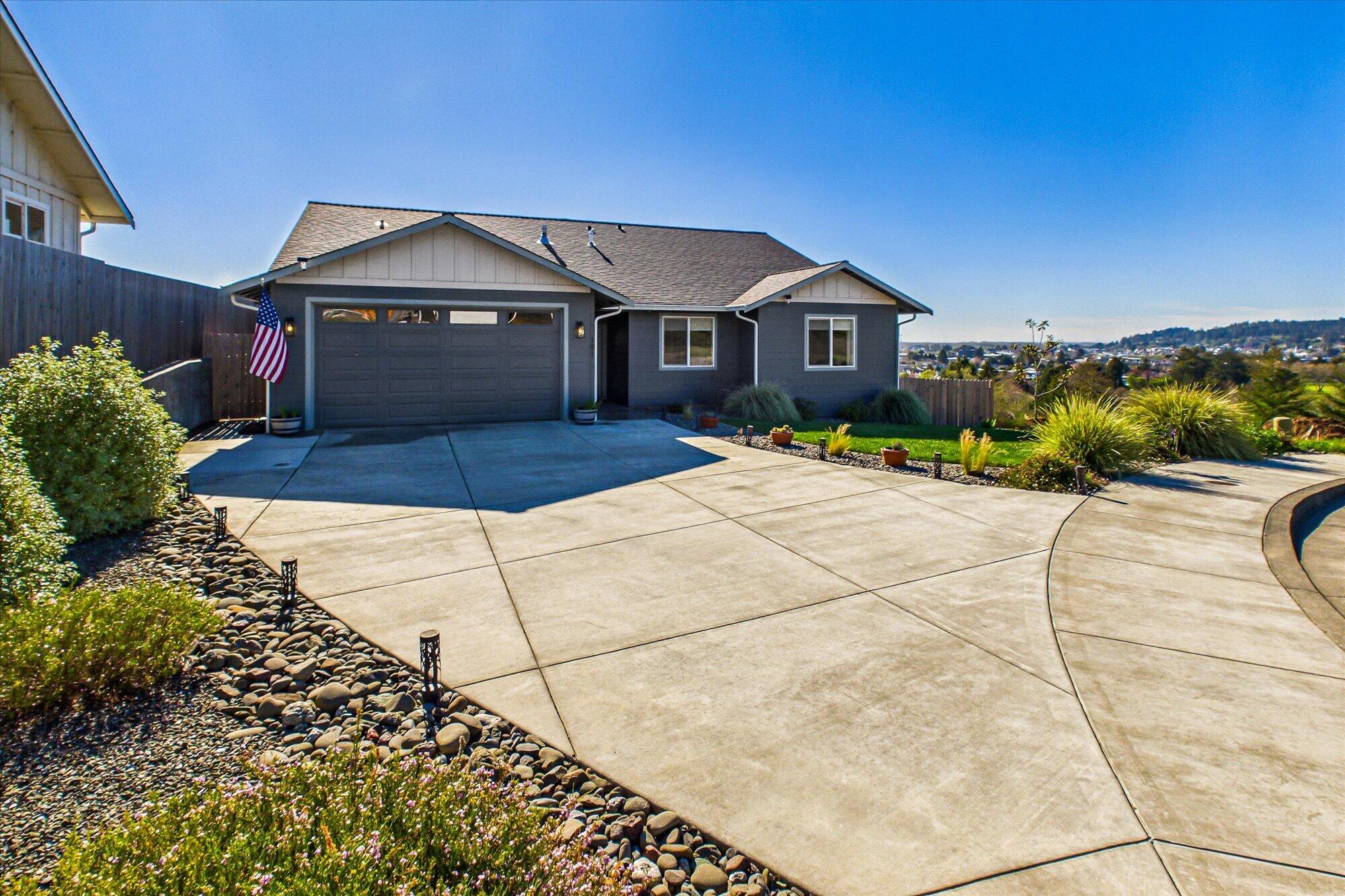 191 Ridge View Court Fortuna, CA 95540 - Photo 2 of 47