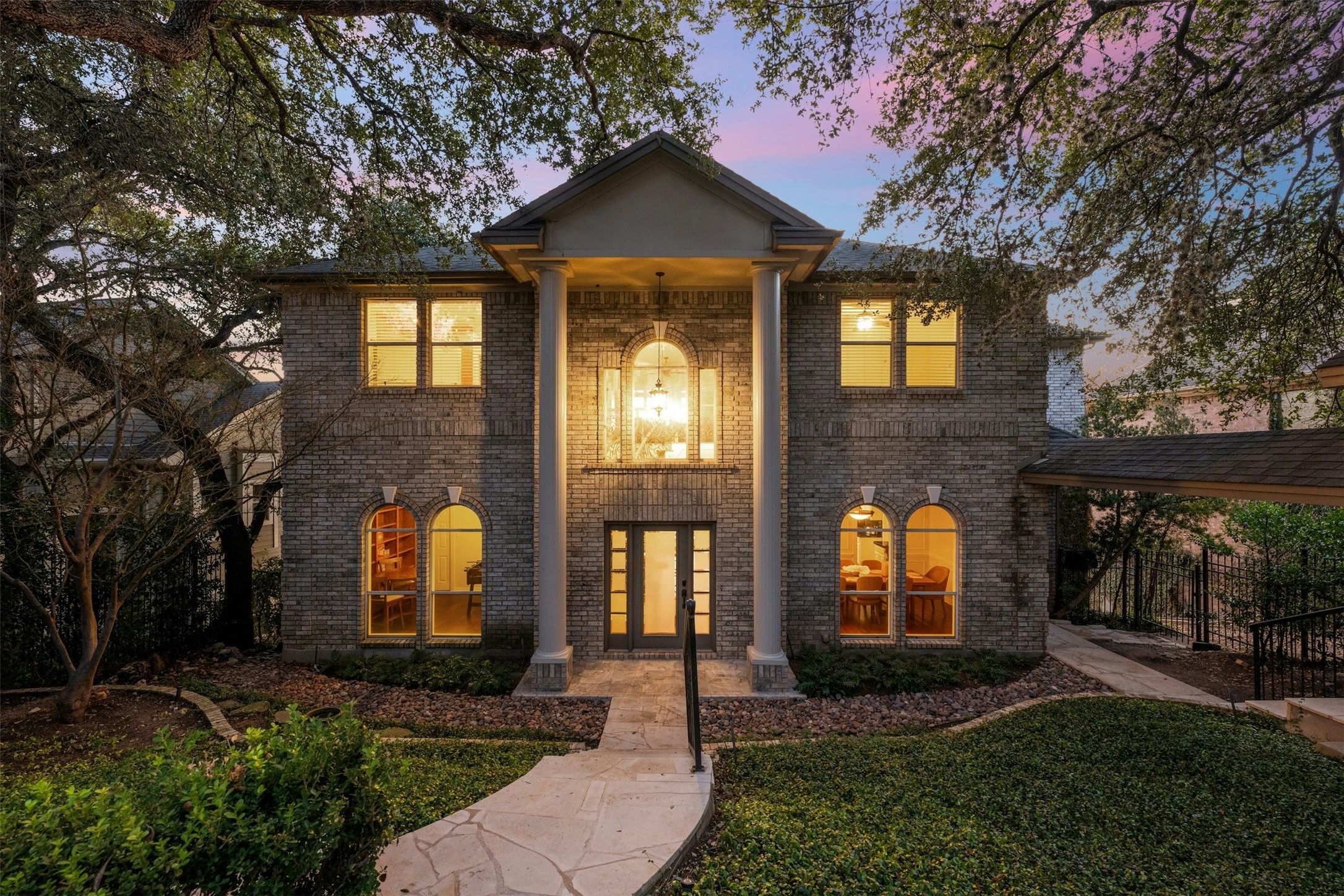 5606 Craggy Point Austin, TX 78731 - Photo 5 of 39