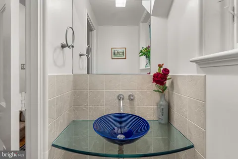 $850,000 | 126 West Gravers Lane, Philadelphia, PA 19118