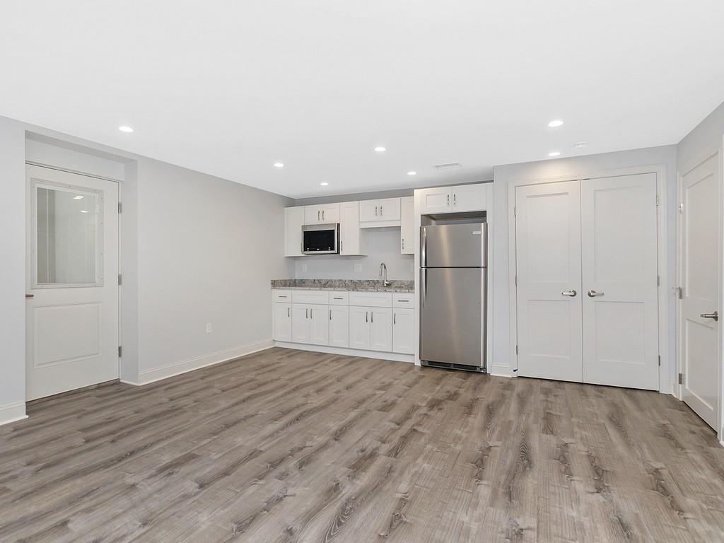 10 Elinor Road Newton, MA 02461 - Photo 23 of 28