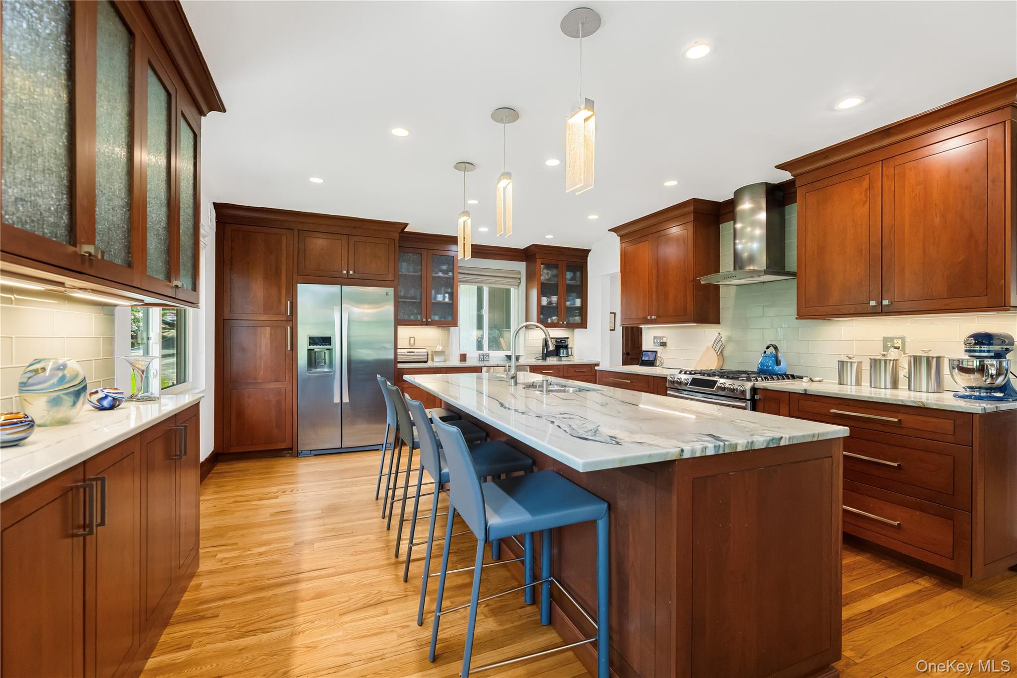 178 Wilmot Road New Rochelle, NY 10804 - Photo 9 of 50 Kitchen Island