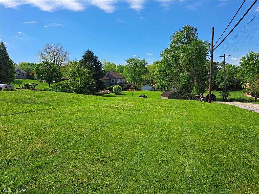 1724 Brenton Road Cambridge, OH 43725 - Photo 3 of 12