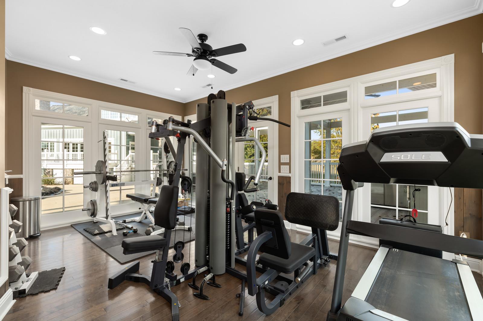 4304 Clarence Murphy Road Springfield, TN 37172 - Photo 24 of 30 a view of a room with gym equipment